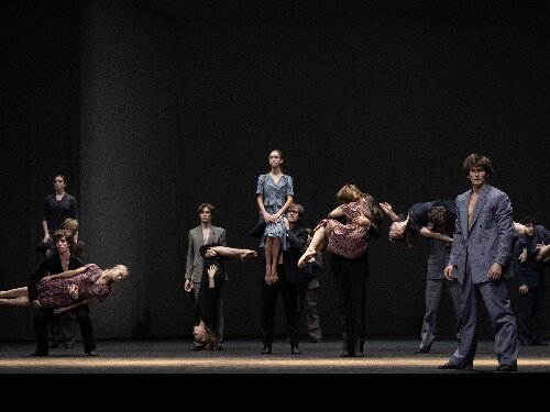 Adagio_Pina Bausch  &copy; Kiran West